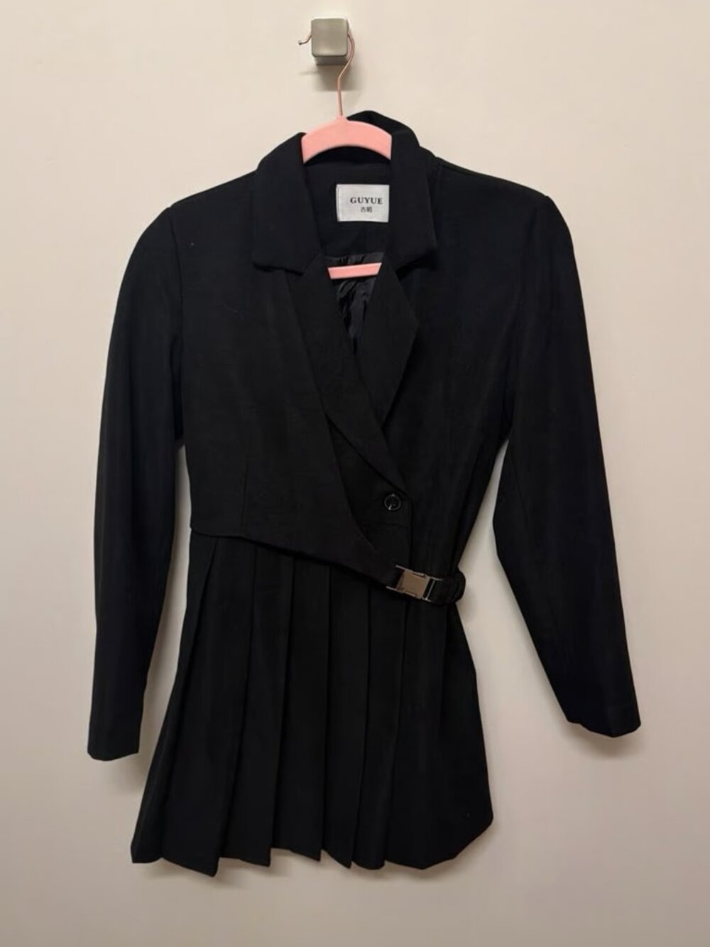 GUYUE Black Asymmetrical Pleated Blazer Dress